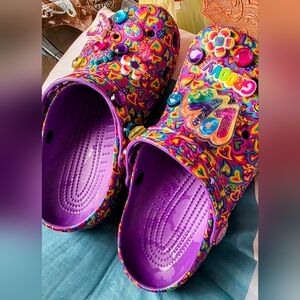 Lisa Frank Limited Edition Crocs – Size 8 – Rare!